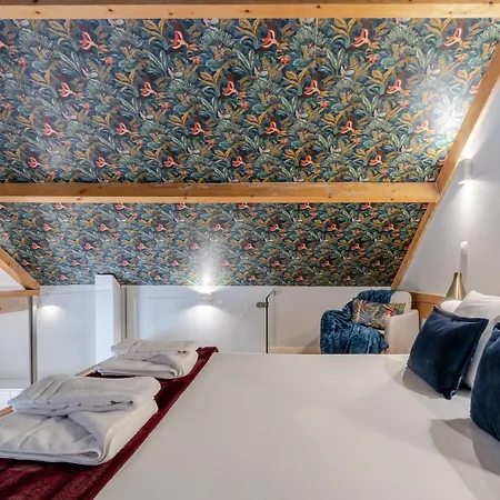 Catarina De Alexandria By Stories Apartment *
